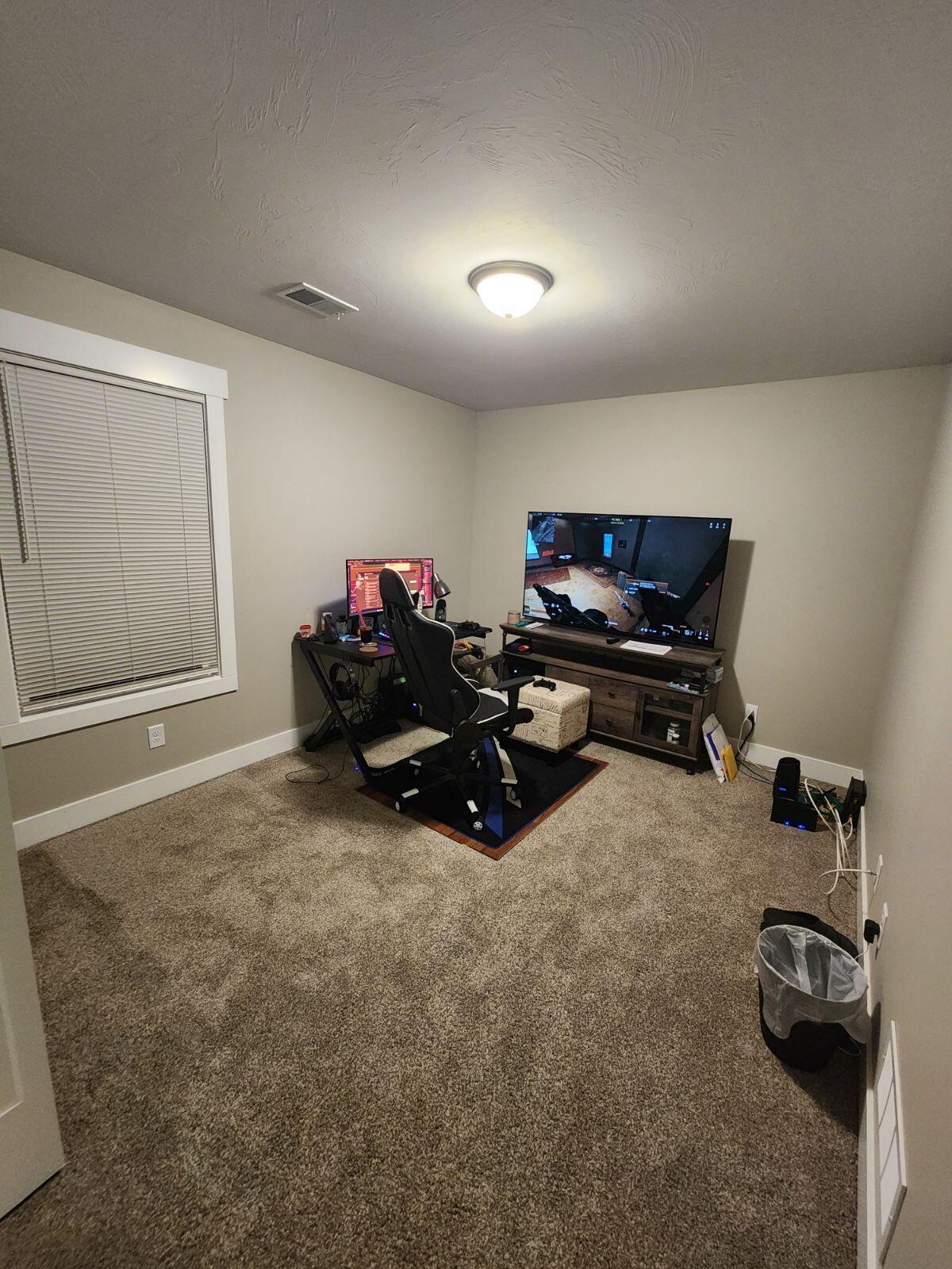 545 N Main Street Property Photo 22