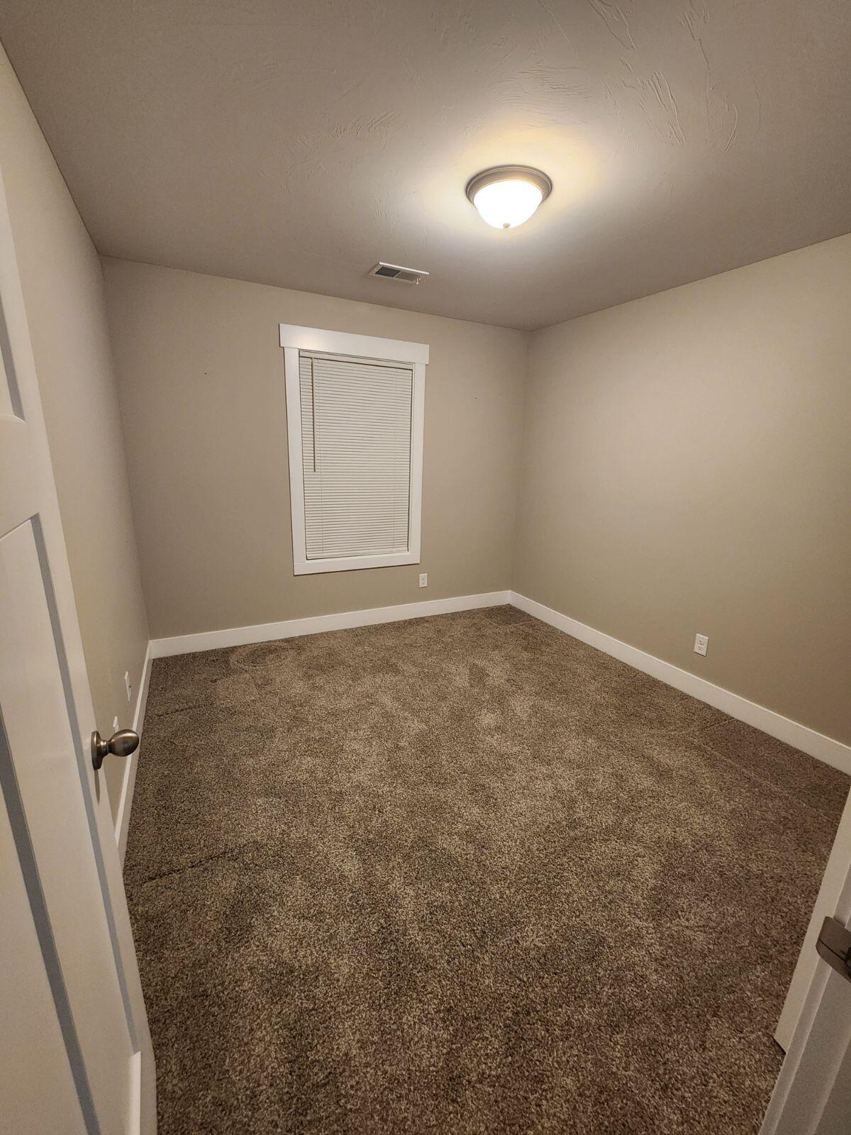 545 N Main Street Property Photo 23