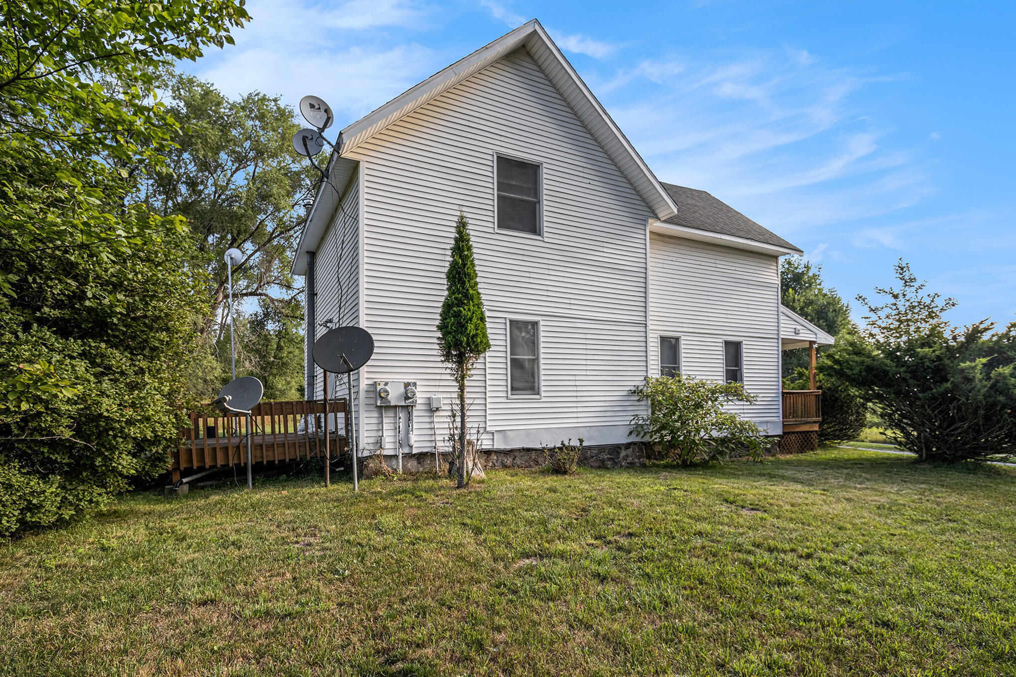 20916 12 Mile Road Property Photo 5