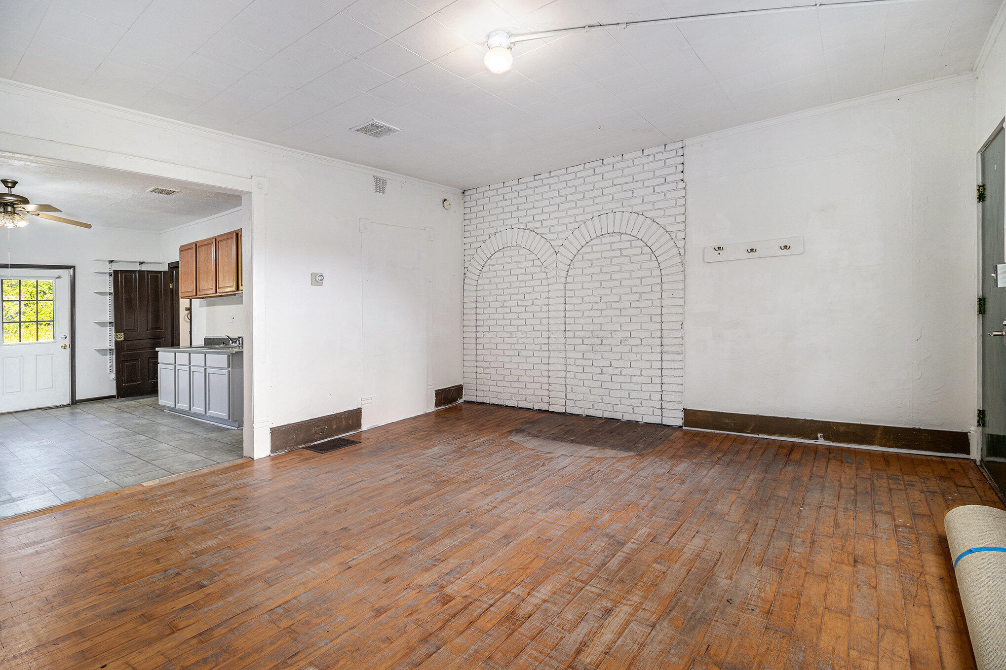 20916 12 Mile Road Property Photo 14