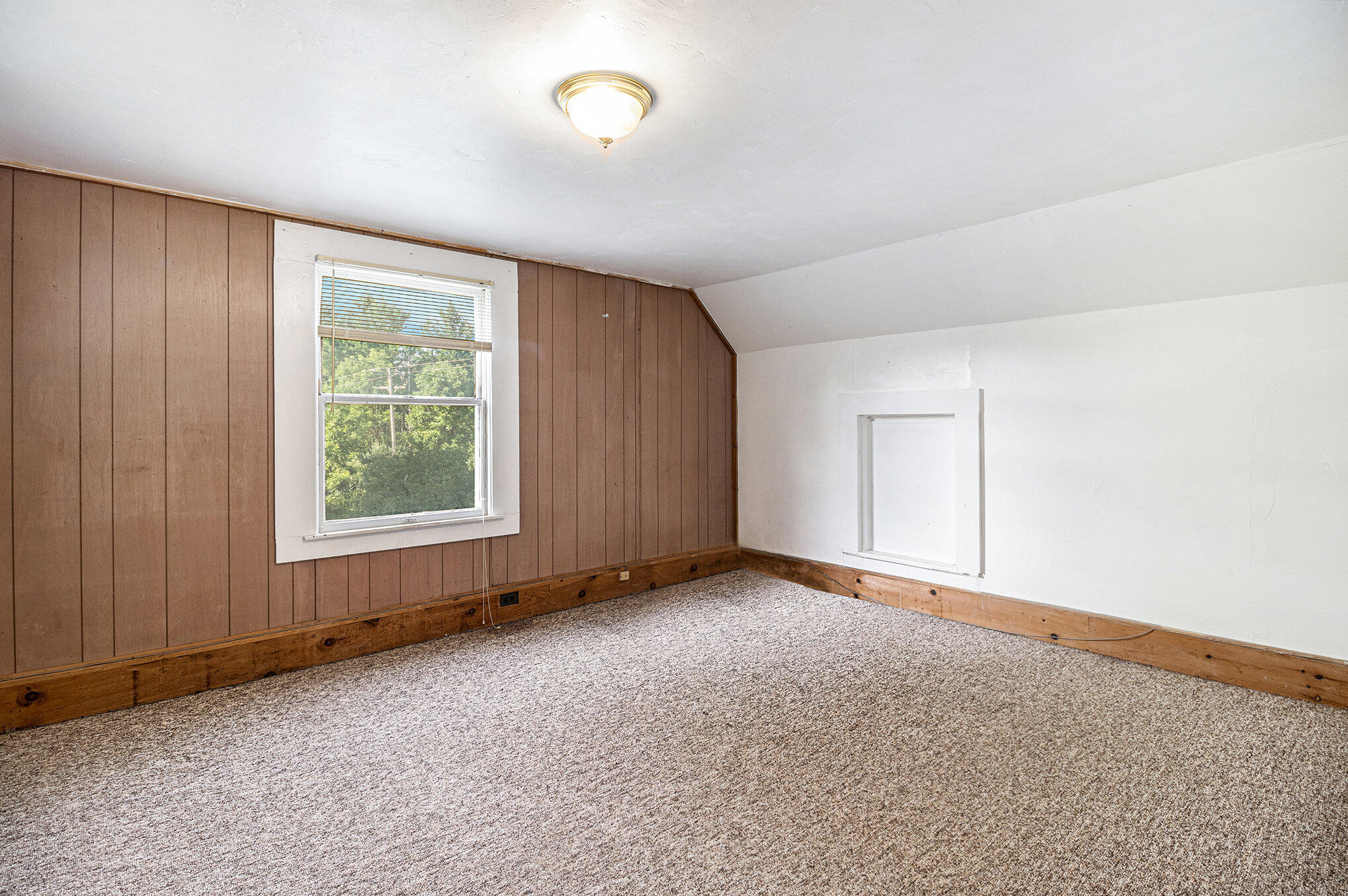 20916 12 Mile Road Property Photo 22