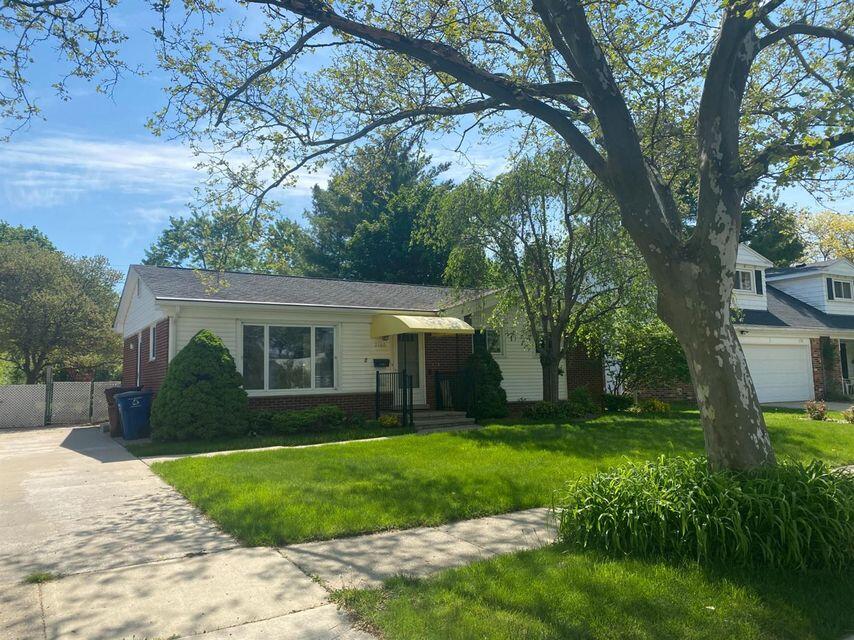 2160 Georgetown Boulevard Property Photo 1
