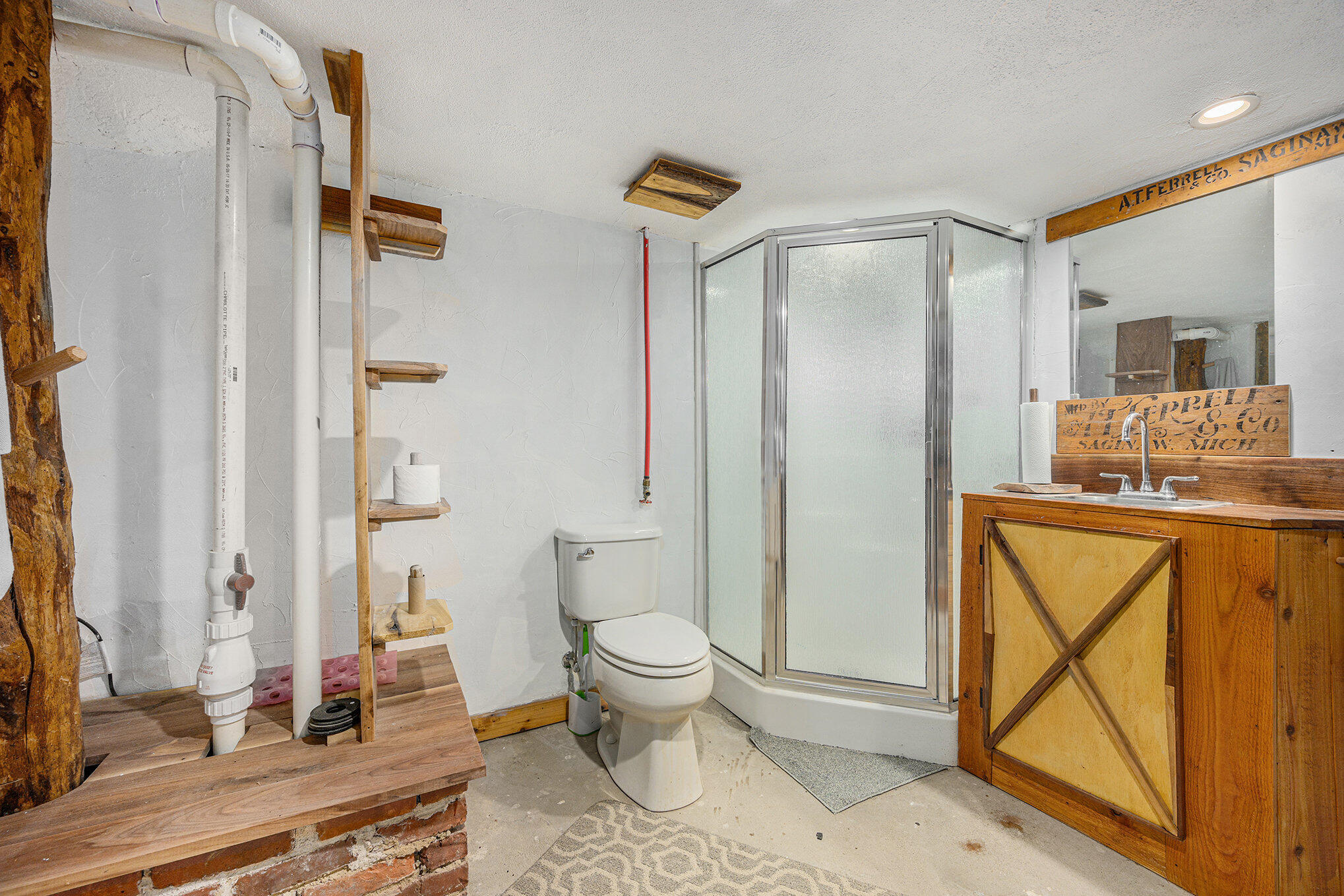 721 E Bridge Street Property Photo 12