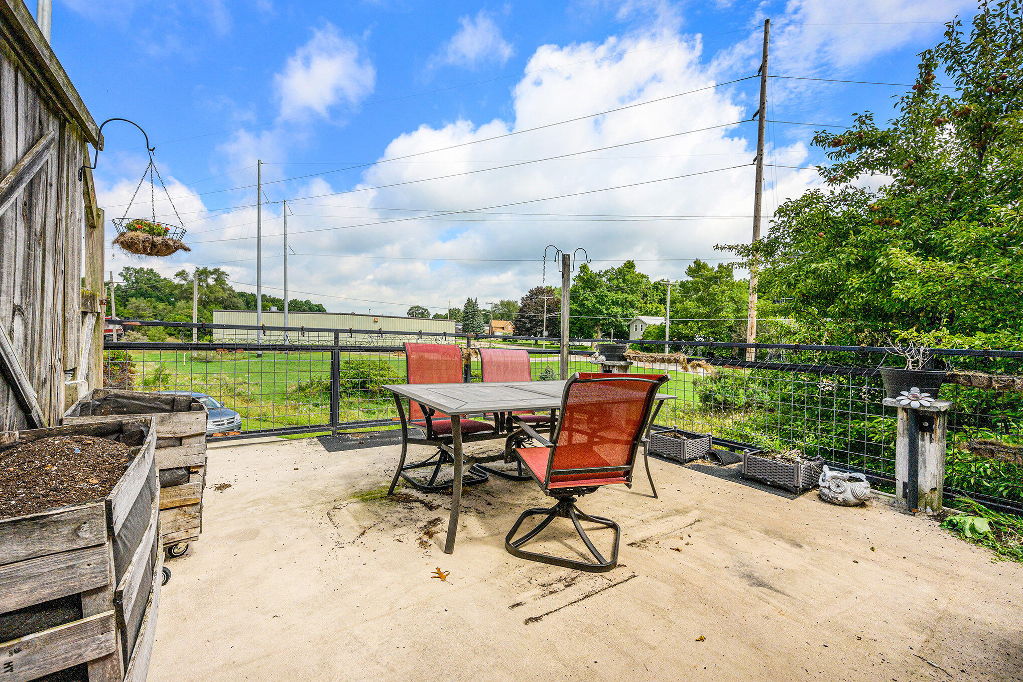 721 E Bridge Street Property Photo 16