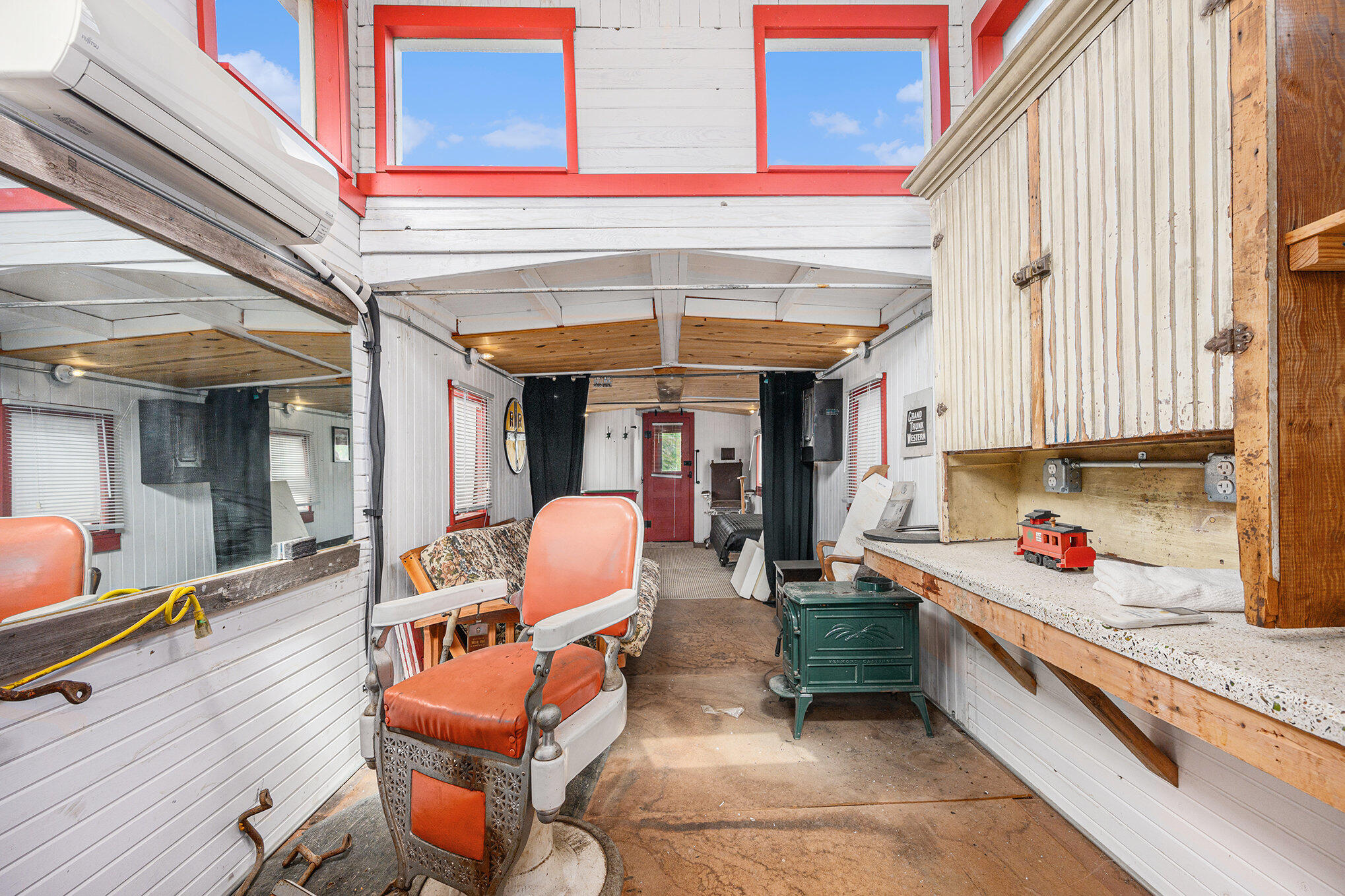 721 E Bridge Street Property Photo 20