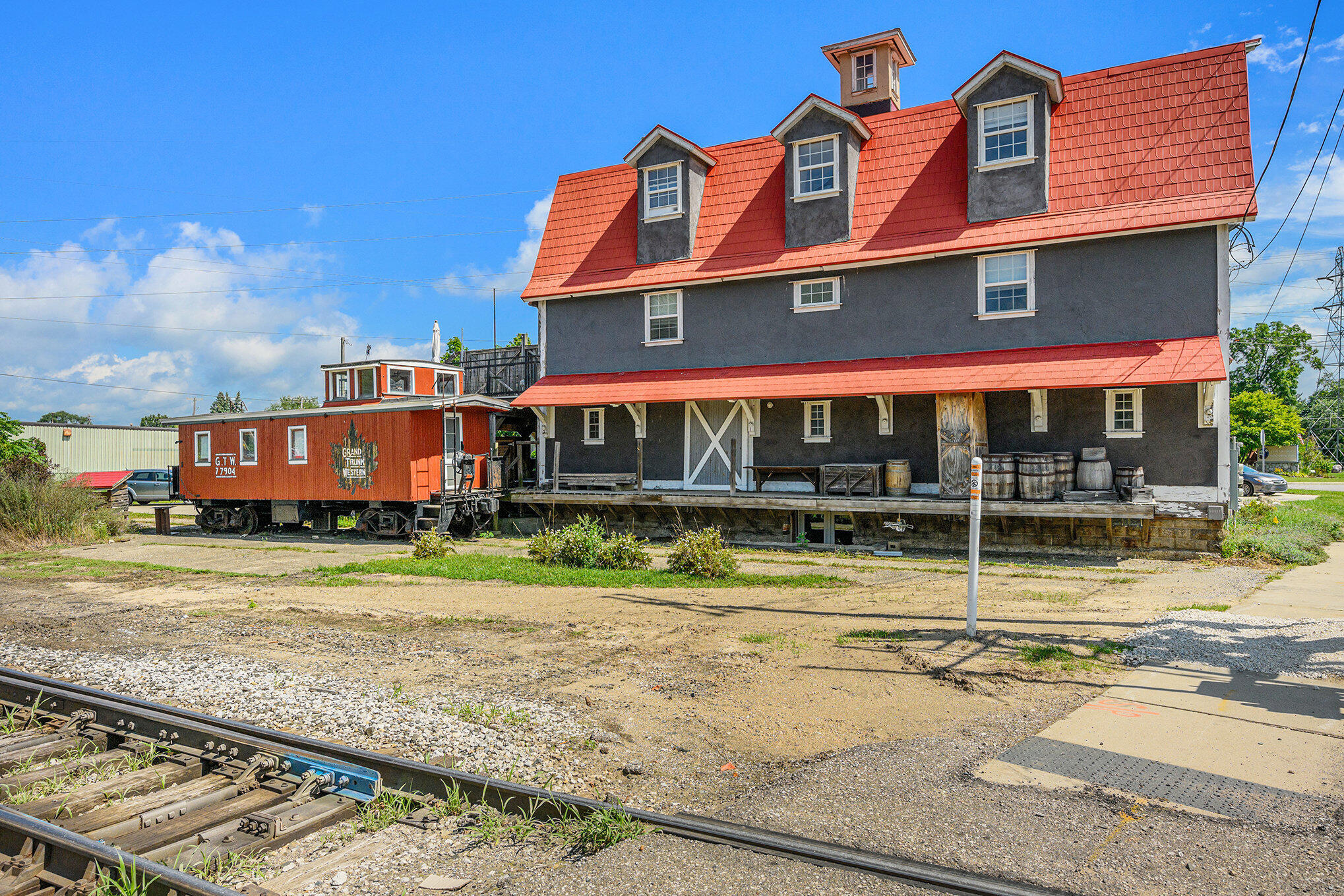 721 E Bridge Street Property Photo 25