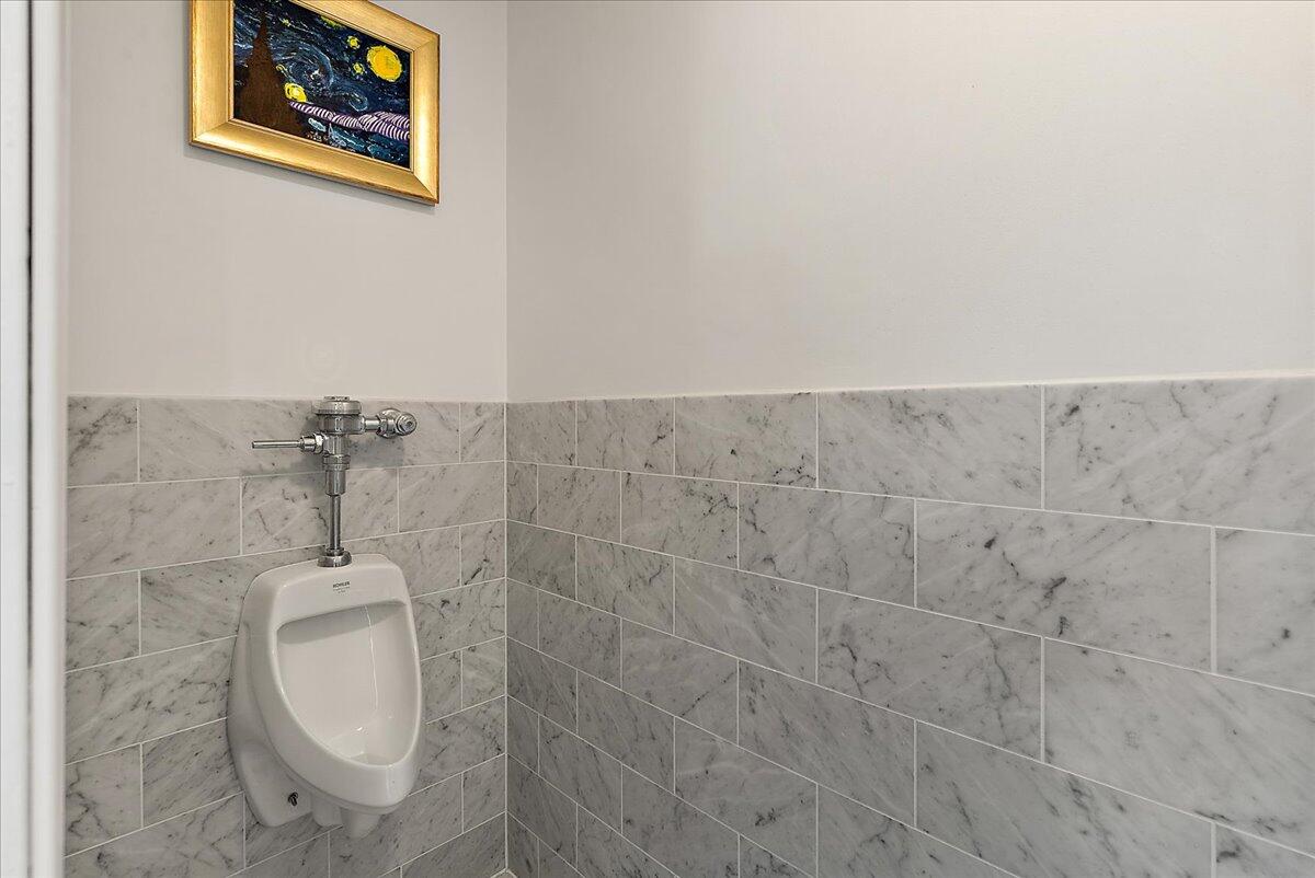 955 Kenwood Drive Property Photo 31