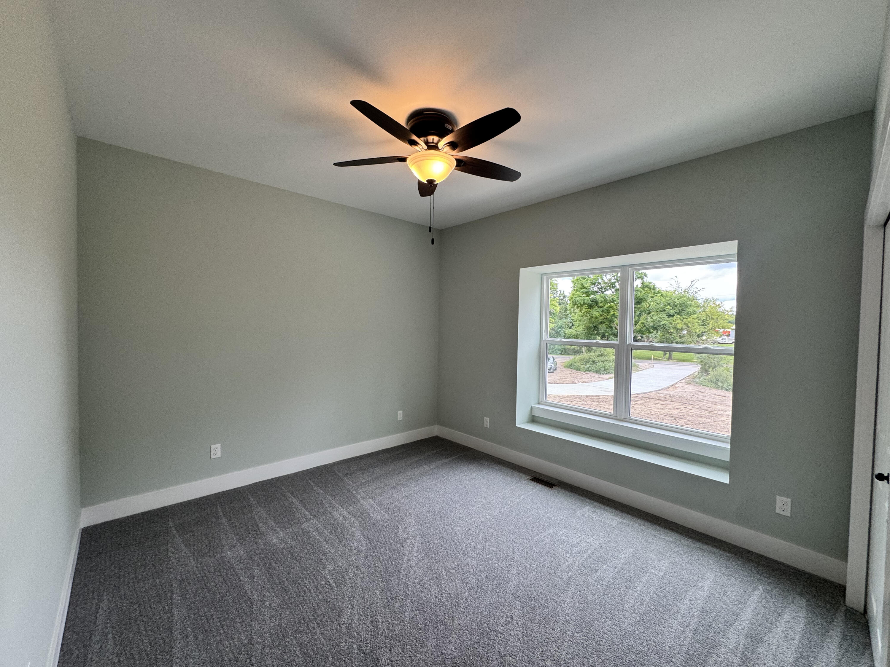 9931 White Tail Drive Property Photo 17