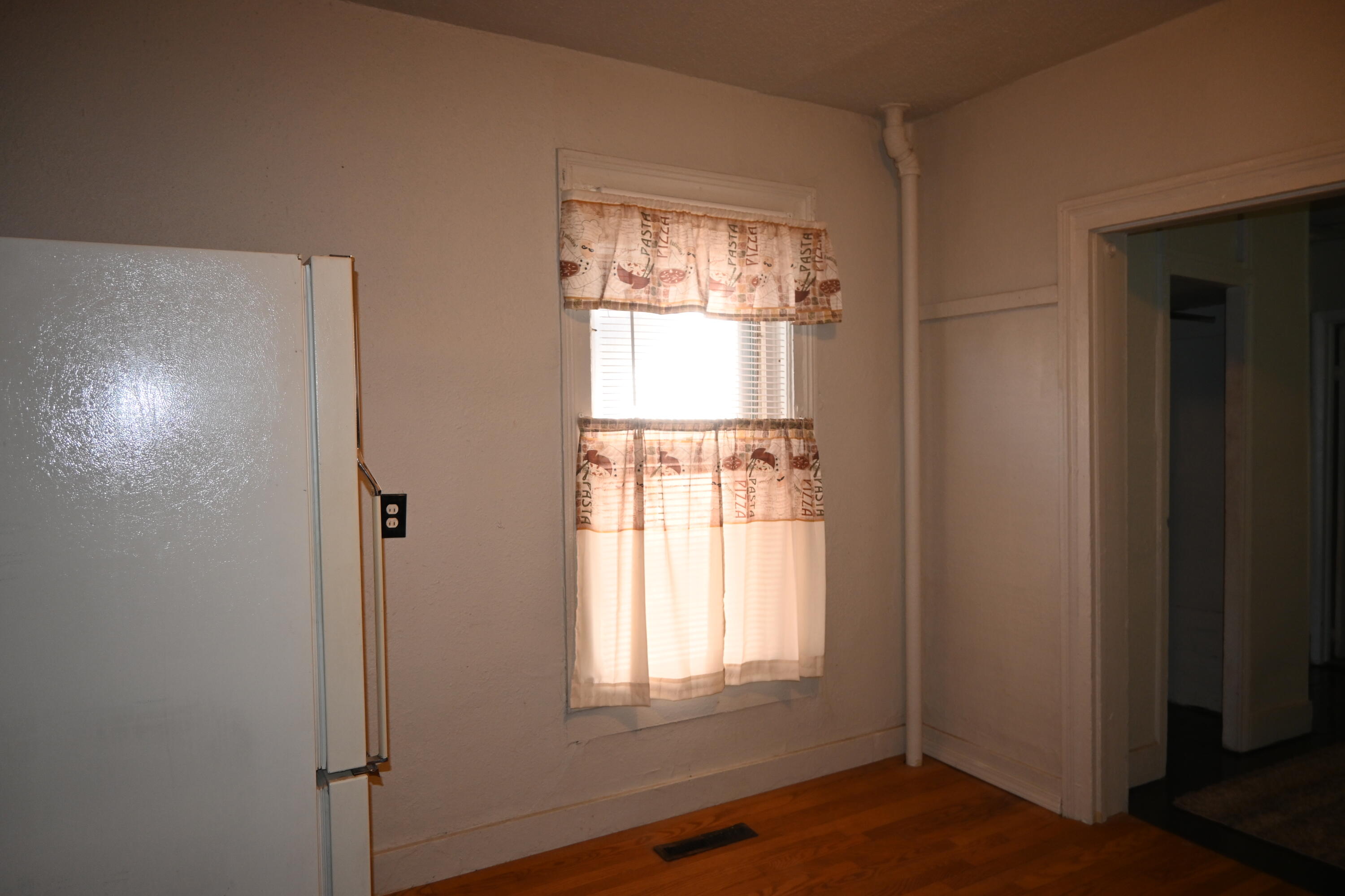 210 Amity Avenue Property Photo 13