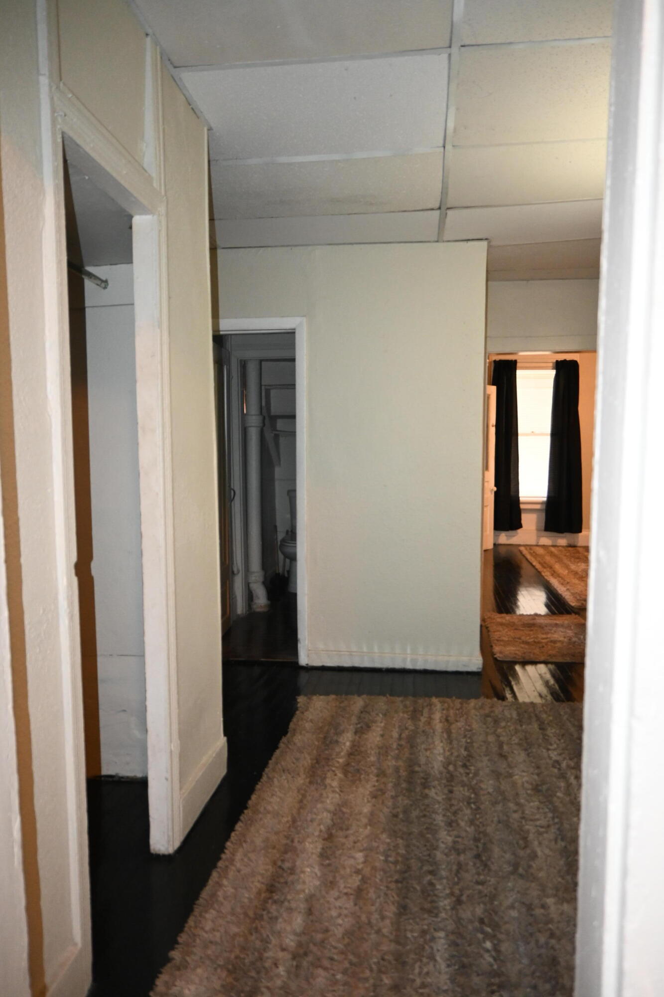 210 Amity Avenue Property Photo 14