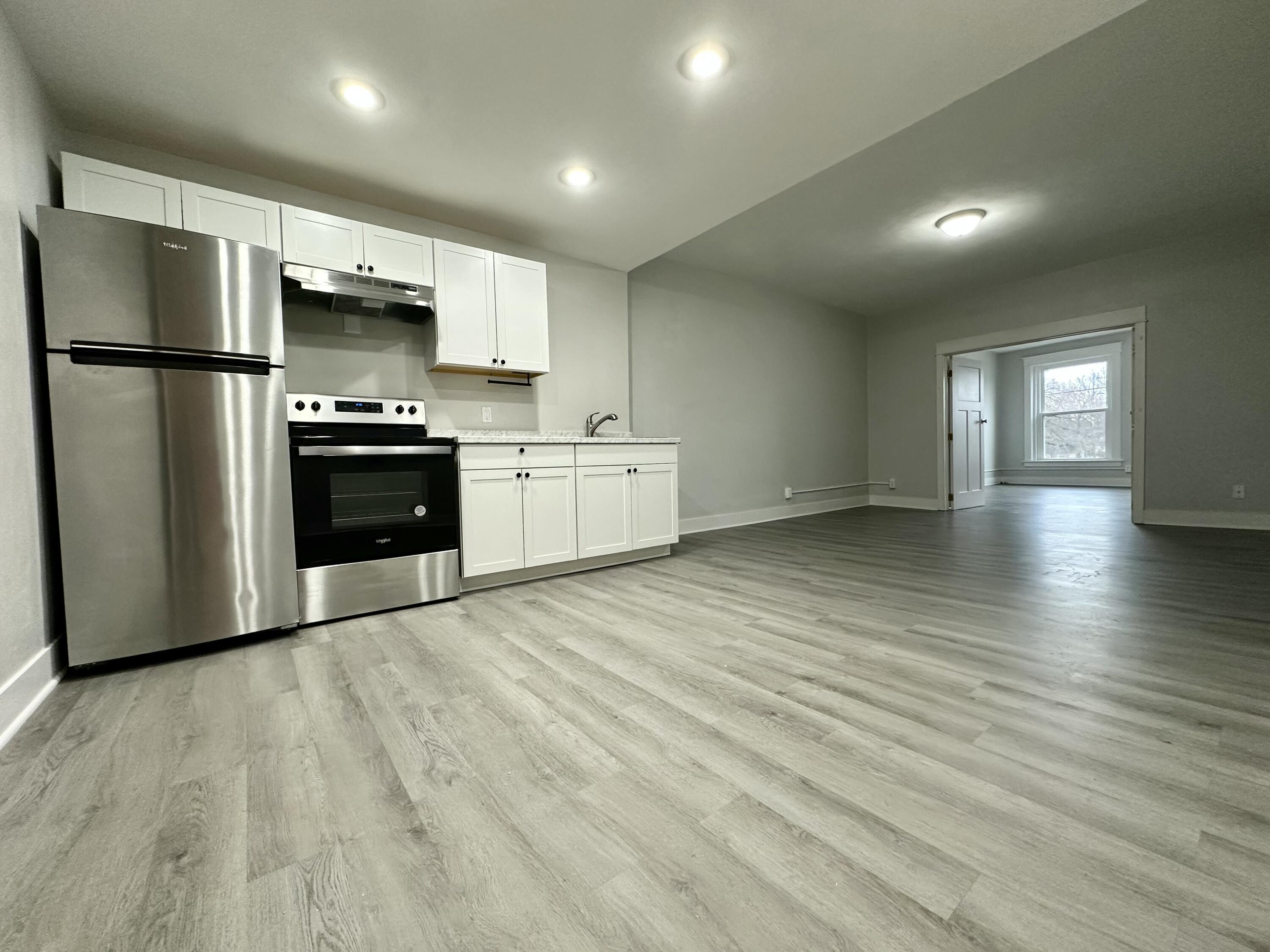 1336 Portage Street Property Photo 3