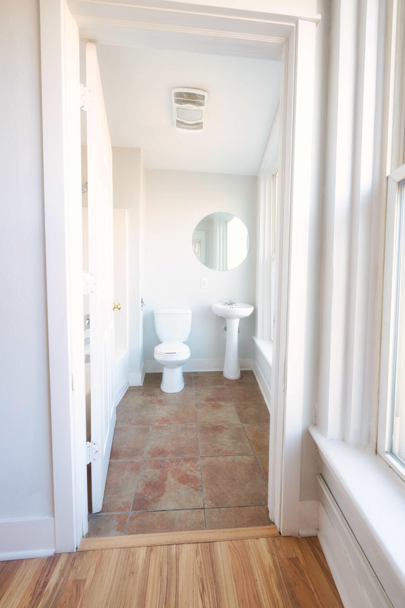 1336 Portage Street Property Photo 8