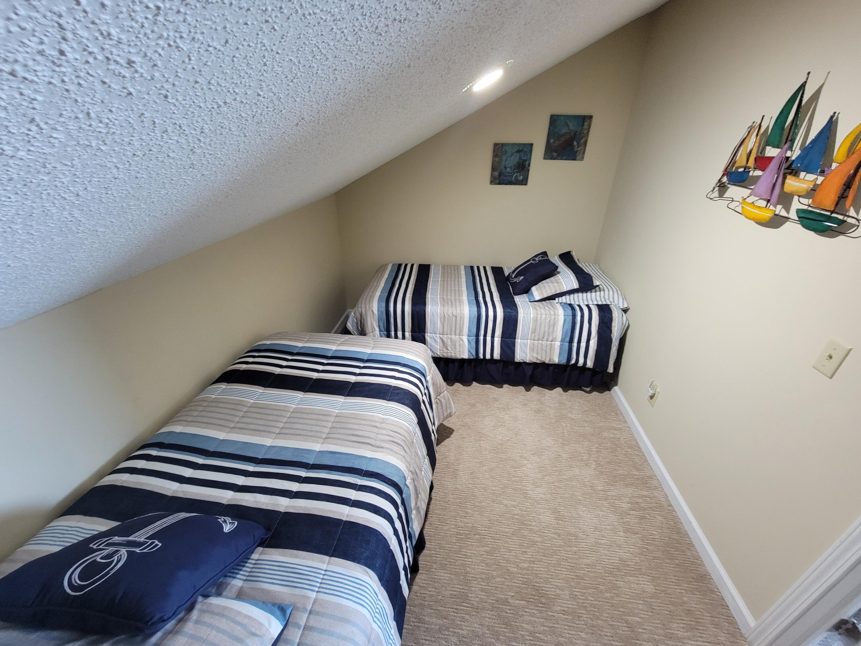 114 Millpoint Drive 14 Property Photo 26