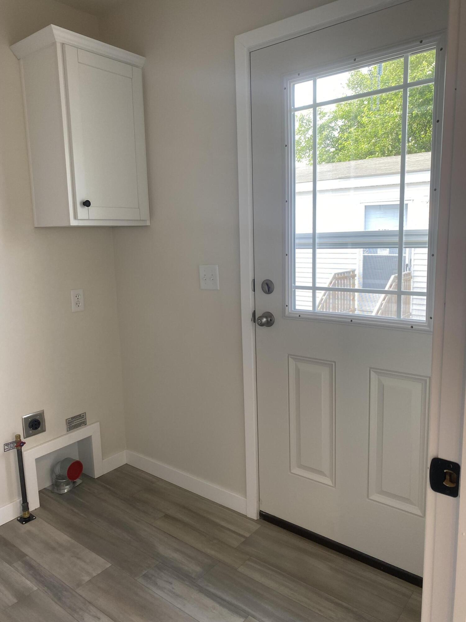 7117 White Oak Circle Property Photo 12