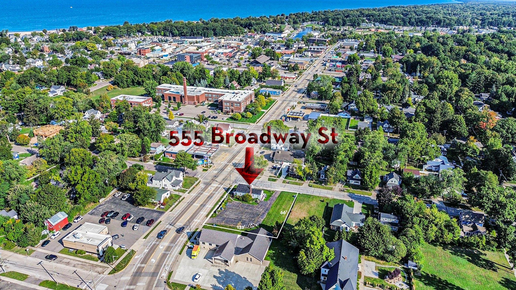 555 Broadway Street Property Photo 2