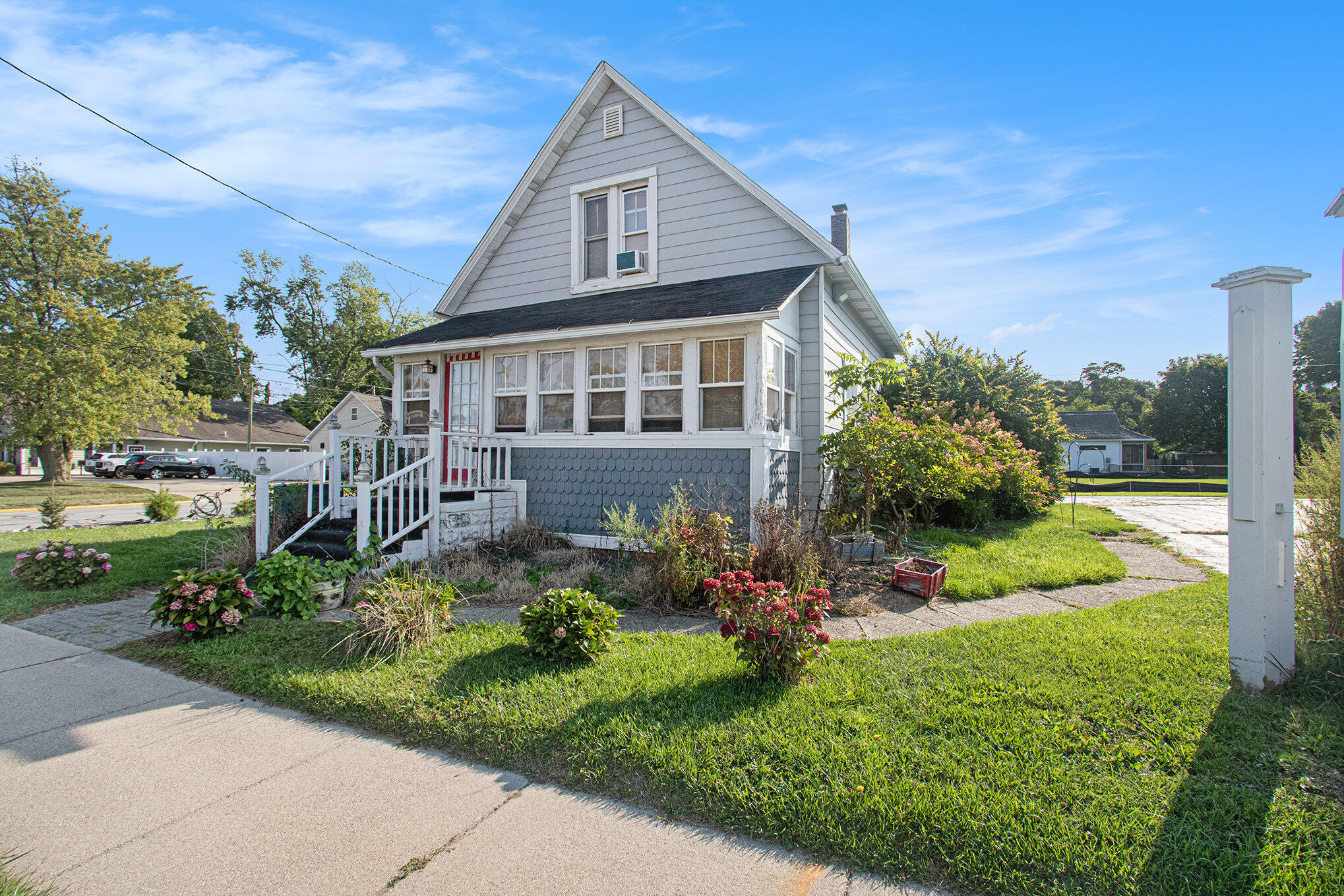 555 Broadway Street Property Photo 3