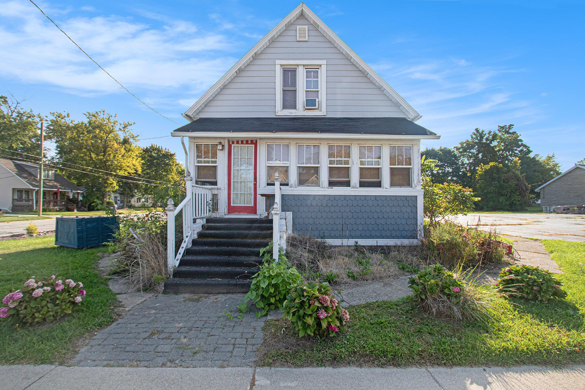 555 Broadway Street Property Photo 4
