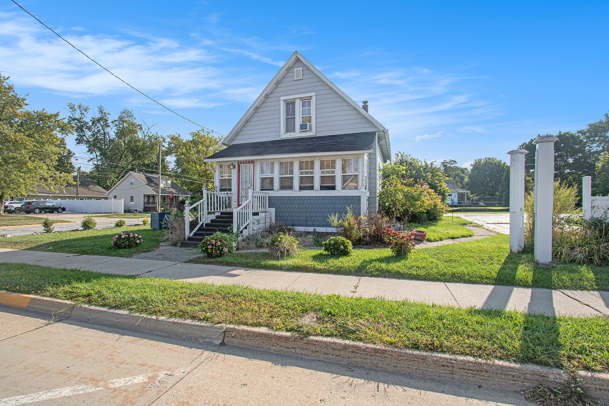 555 Broadway Street Property Photo 6