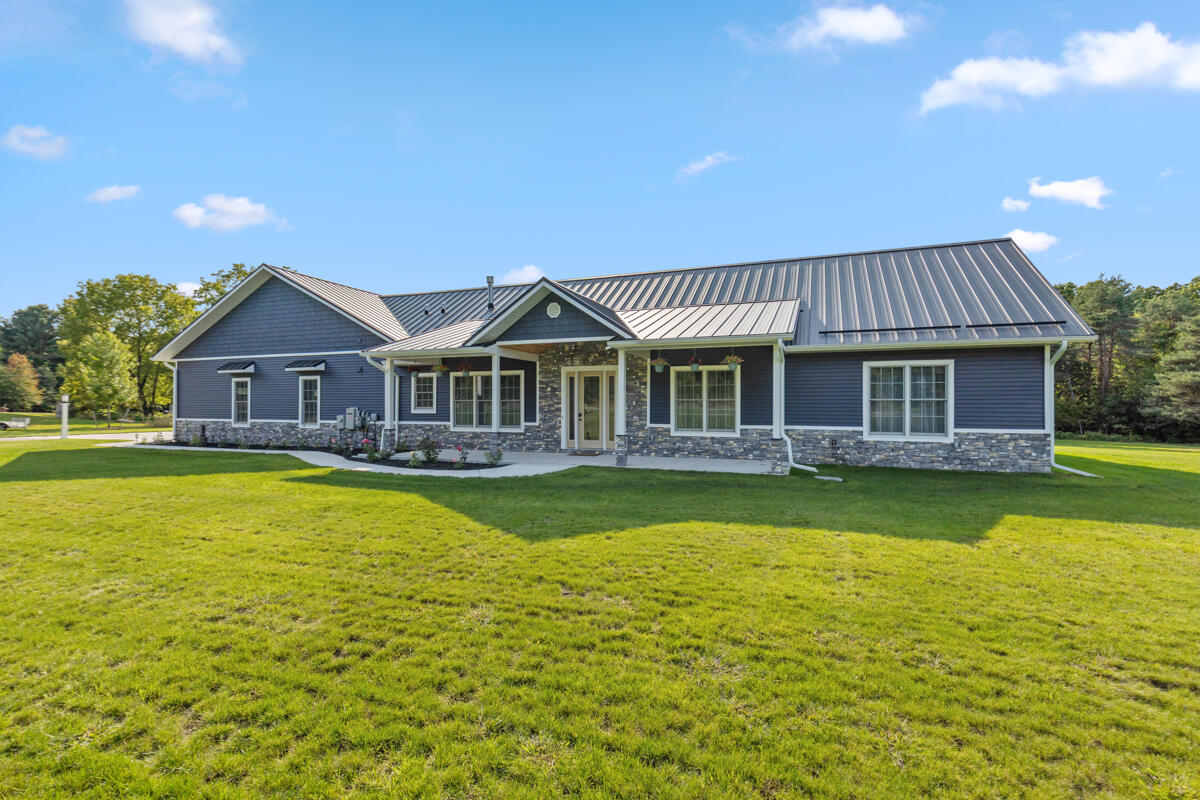 6432 Marsh Road Property Photo 4