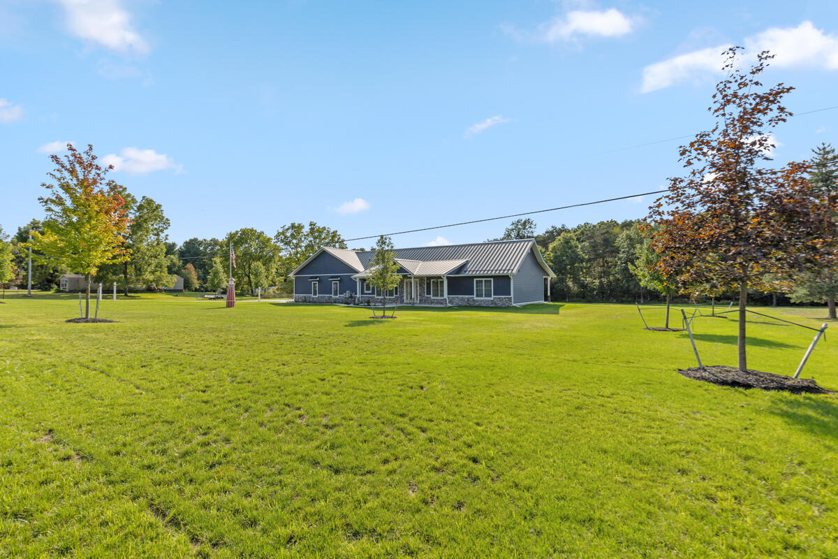 6432 Marsh Road Property Photo 5