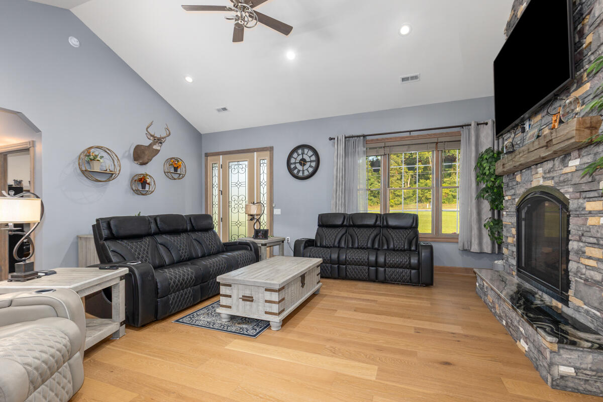6432 Marsh Road Property Photo 8