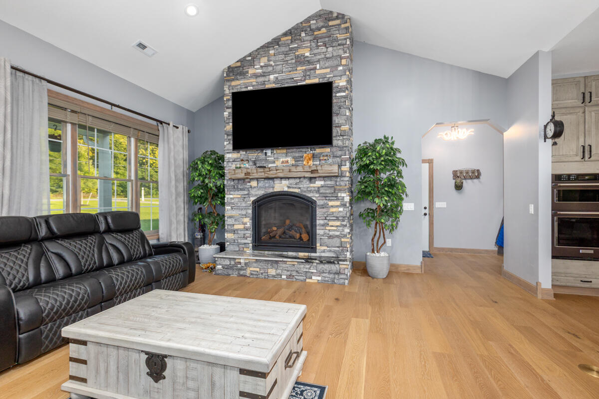 6432 Marsh Road Property Photo 11