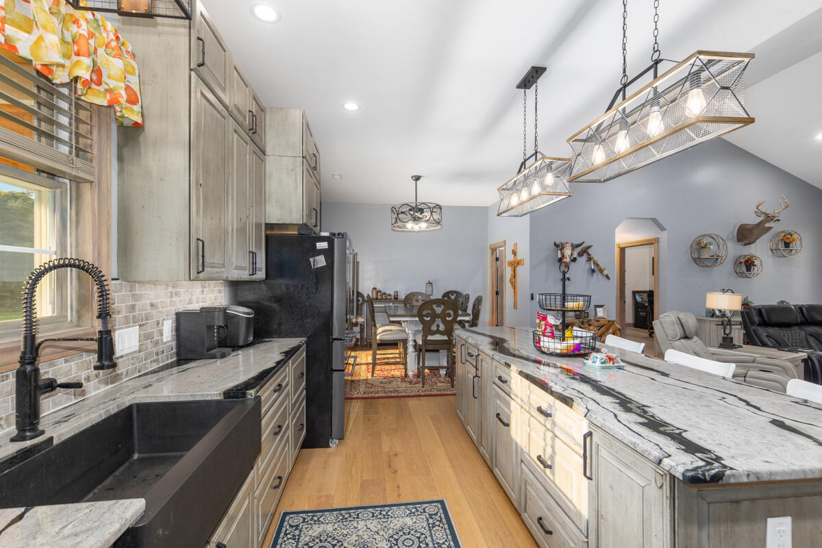 6432 Marsh Road Property Photo 15