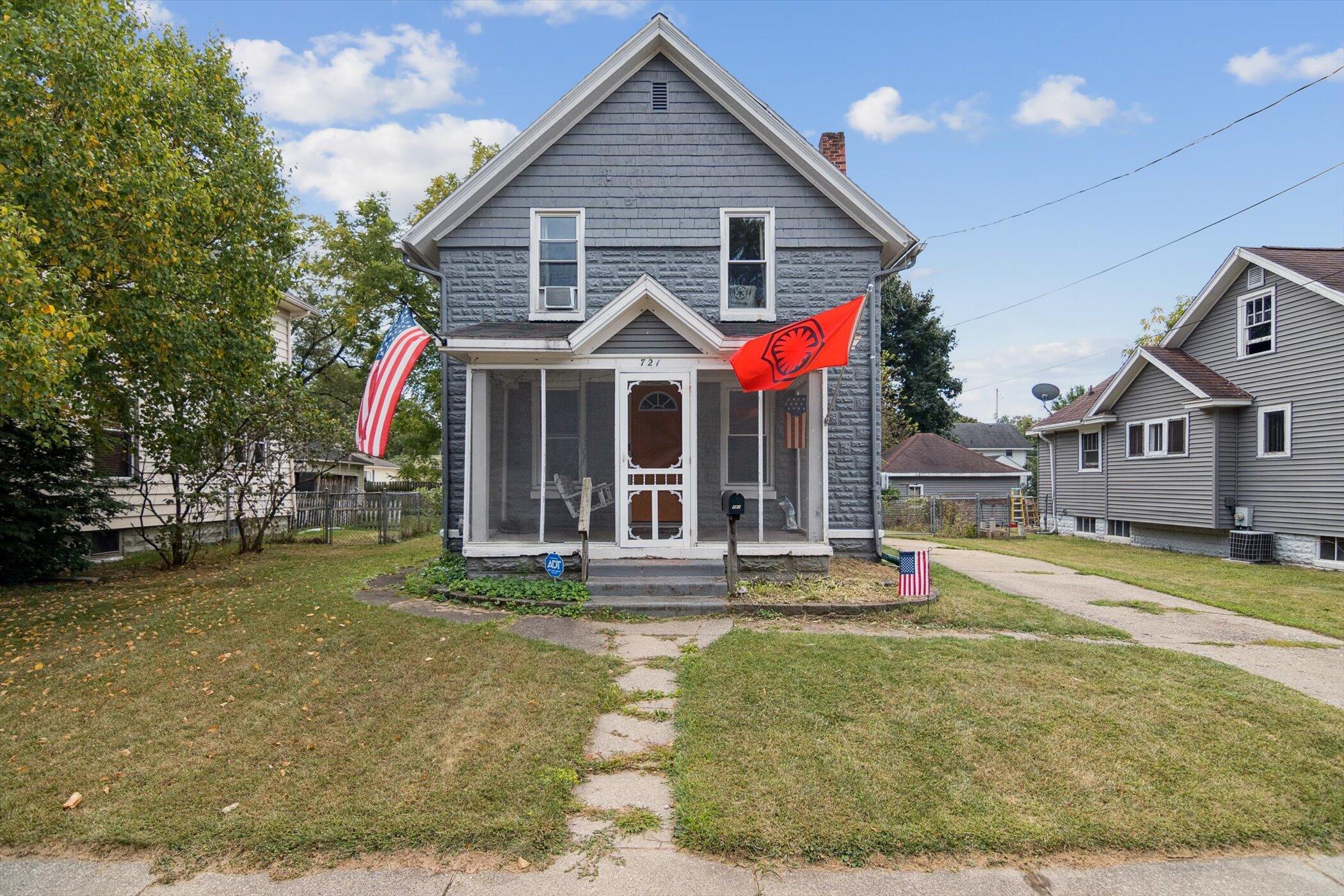 721 Christy Avenue Property Photo 1