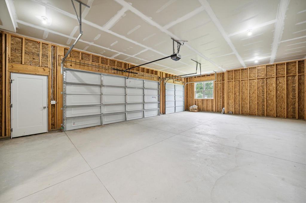 9935 White Tail Drive Property Photo 27