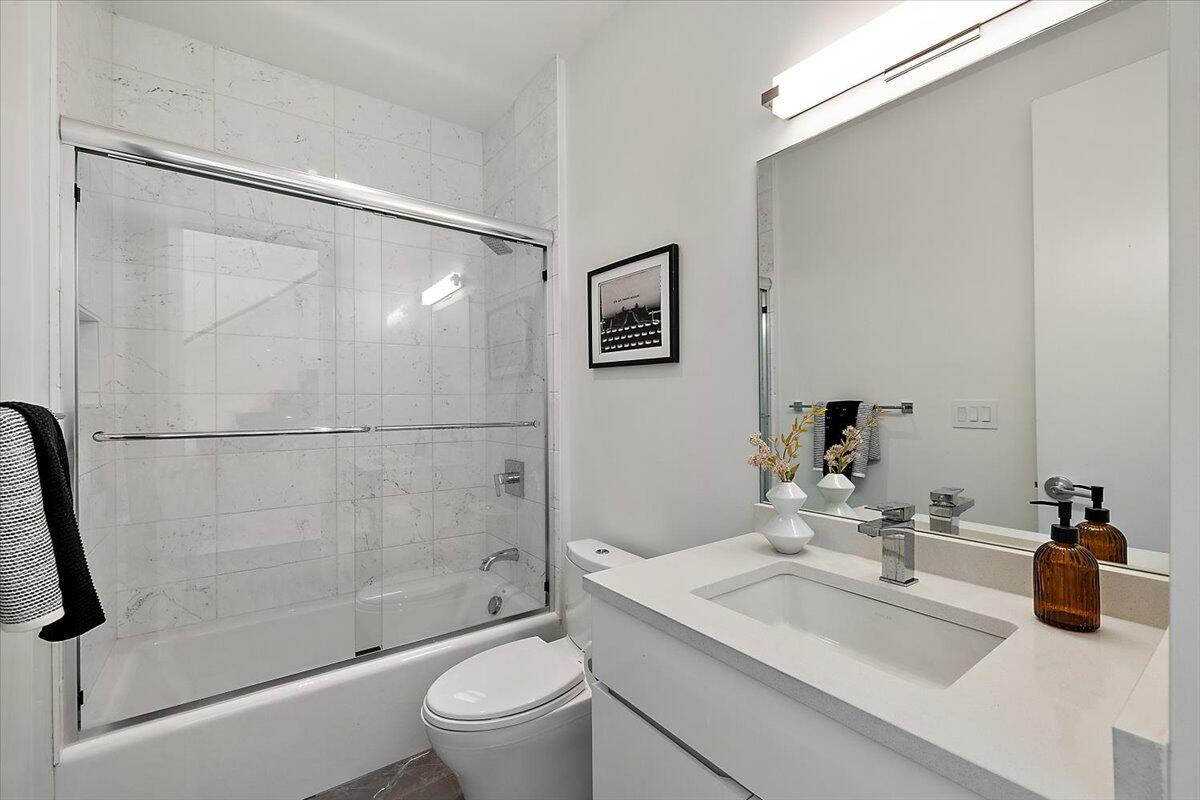3105 Brush Street Property Photo 24
