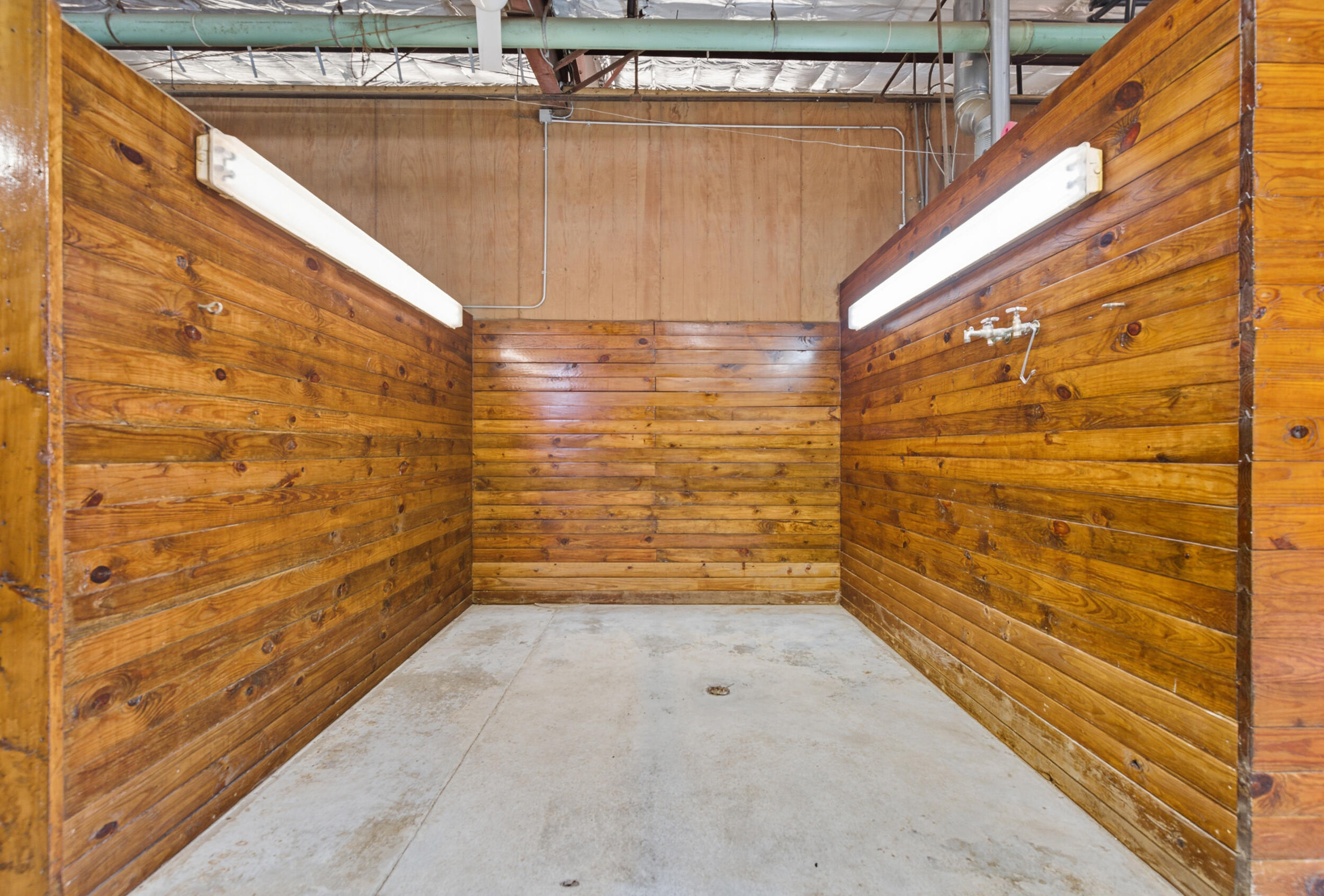 9121 E Bristol Road Property Photo 18