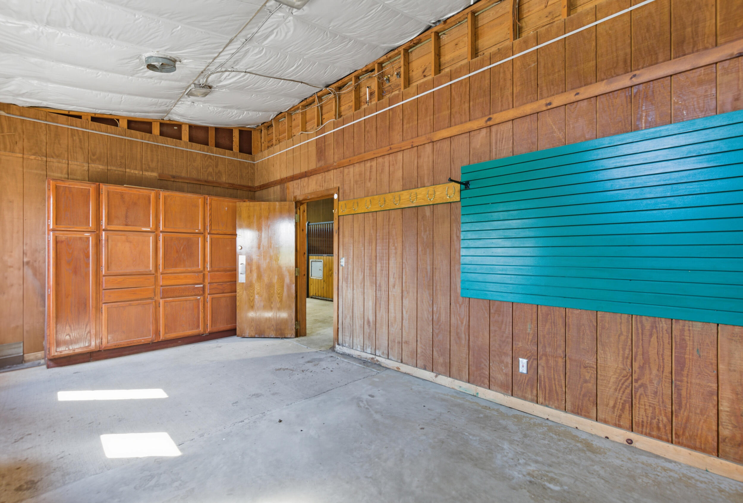 9121 E Bristol Road Property Photo 25