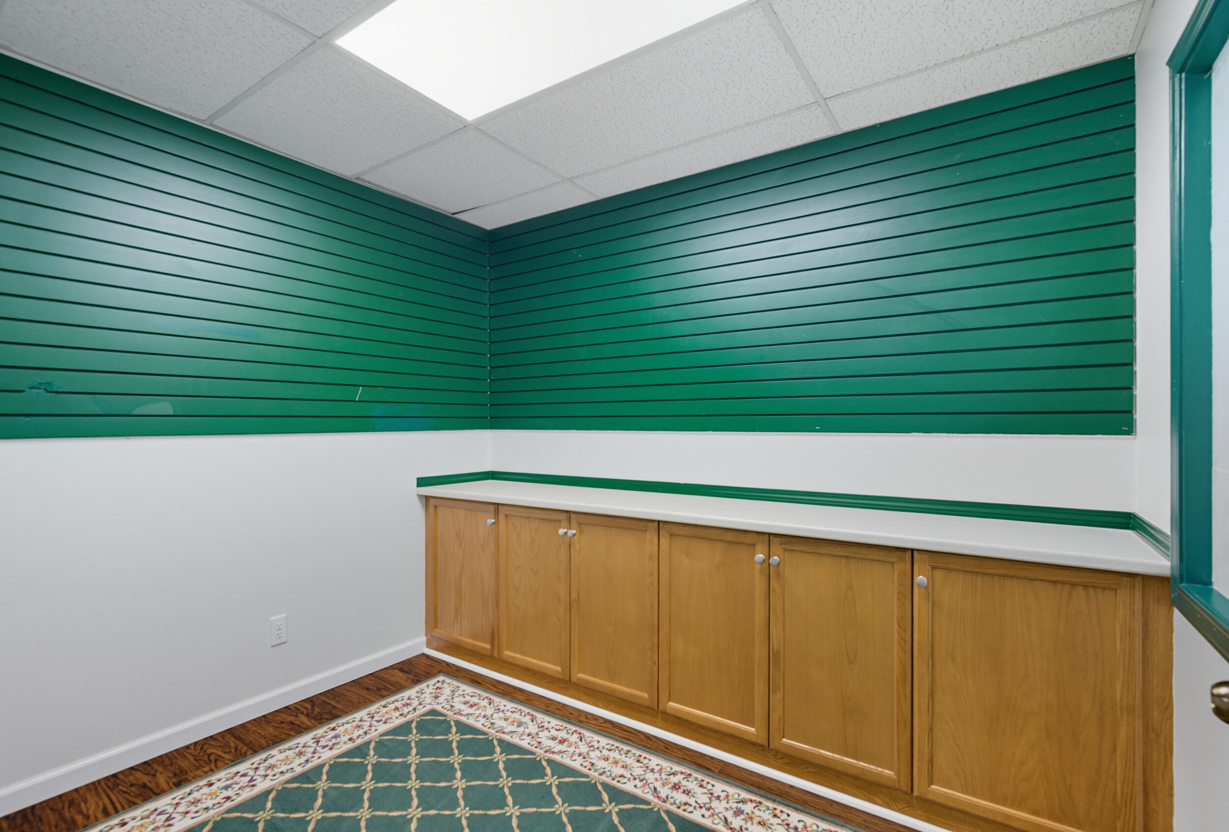 9121 E Bristol Road Property Photo 32