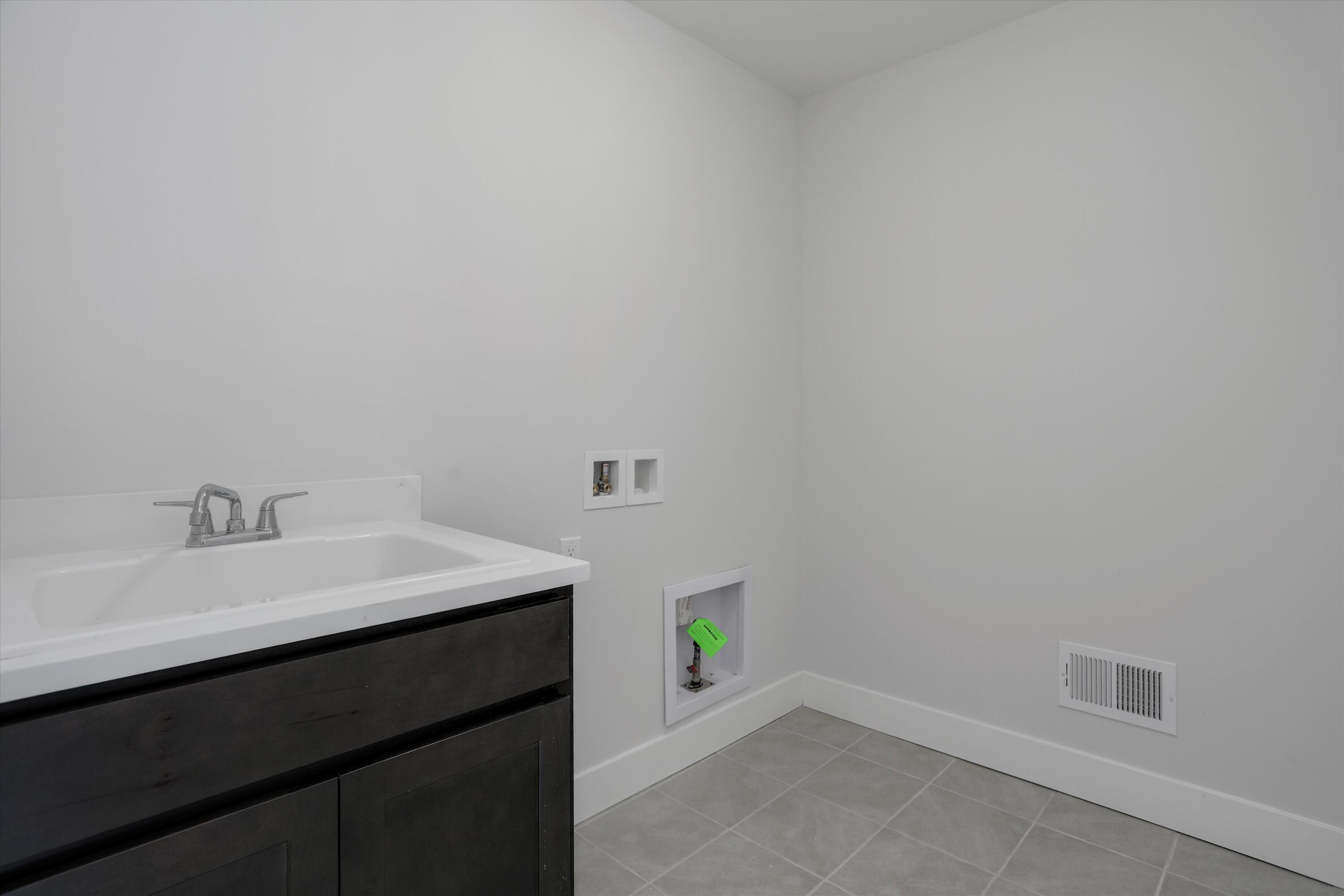 359 Amelia Circle Property Photo 33