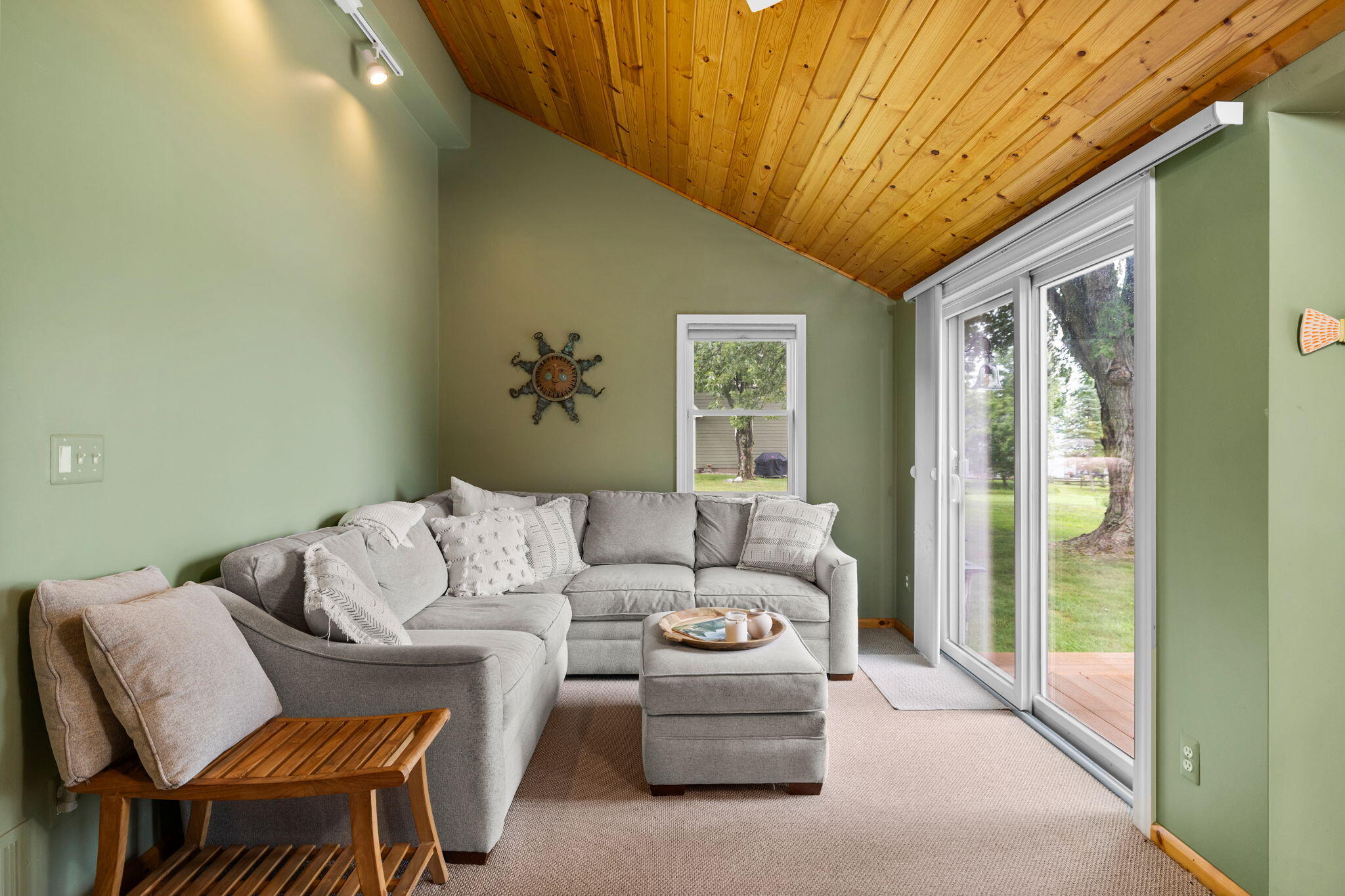 10862 Torchlight Lane Property Photo 25