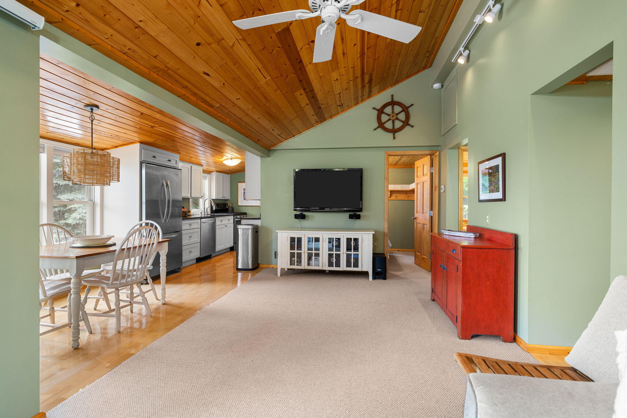 10862 Torchlight Lane Property Photo 27