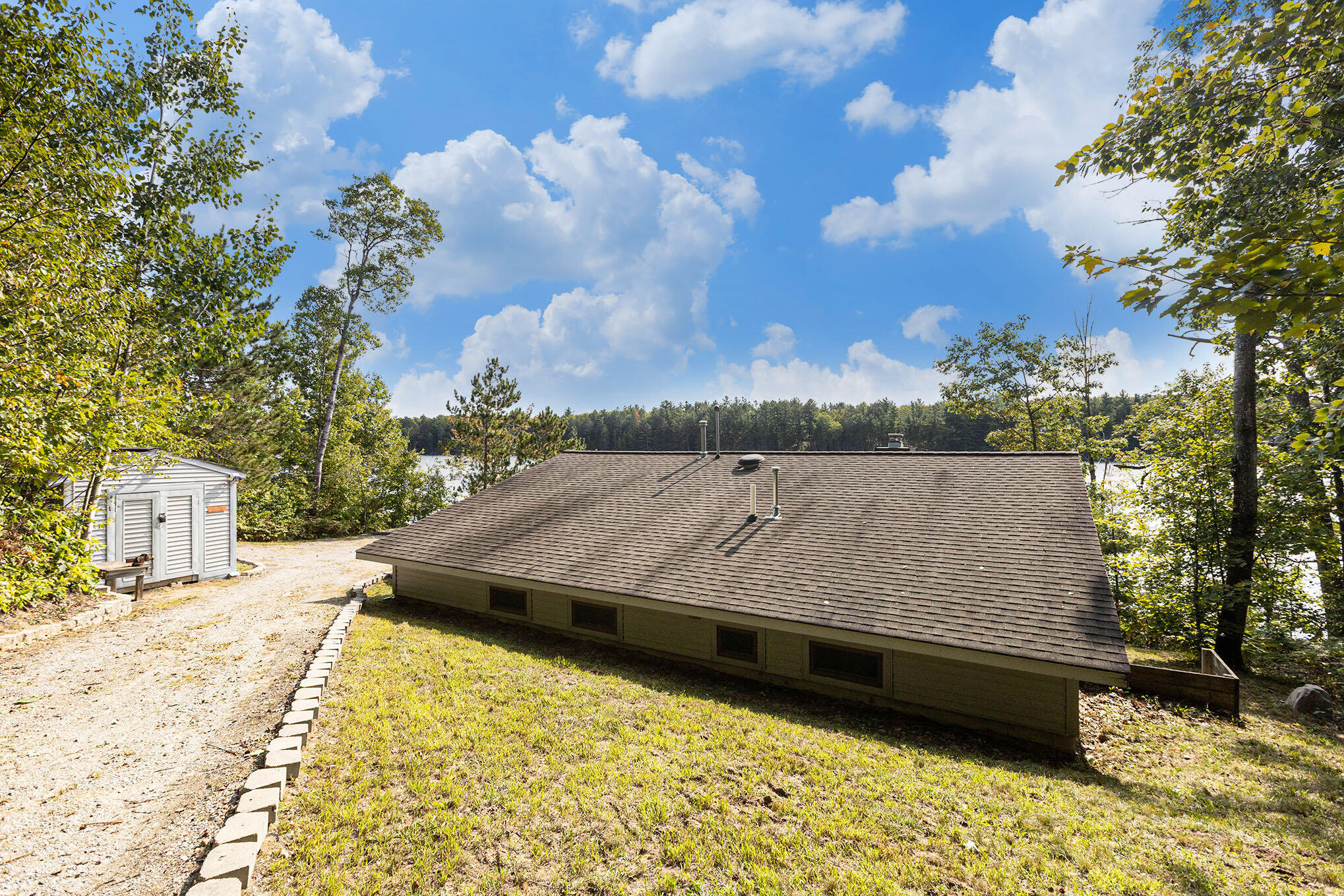 8804 Sunset Trail Road Ne Property Photo 7