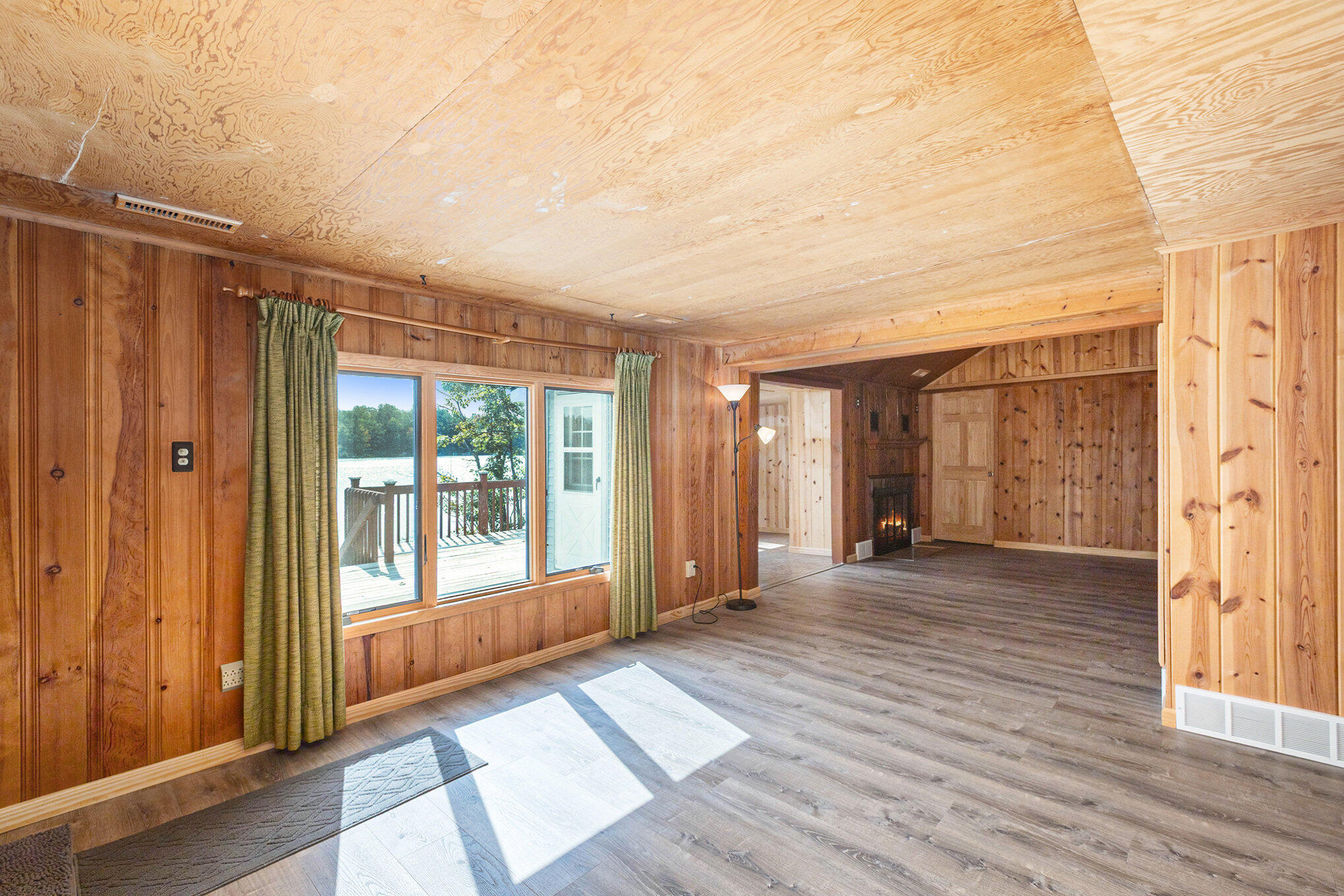 8804 Sunset Trail Road Ne Property Photo 11