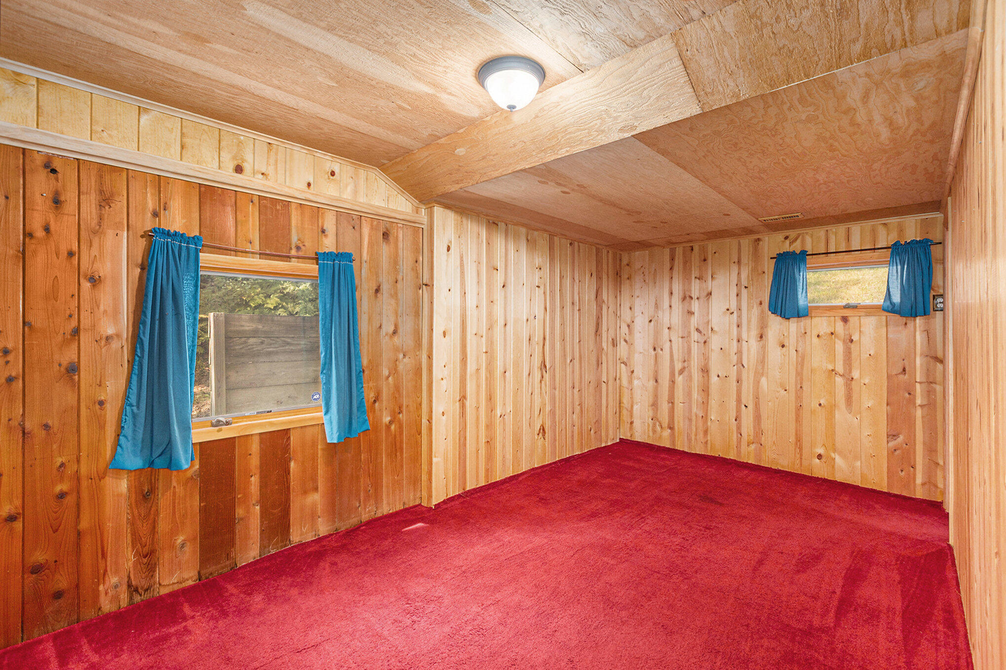 8804 Sunset Trail Road Ne Property Photo 22