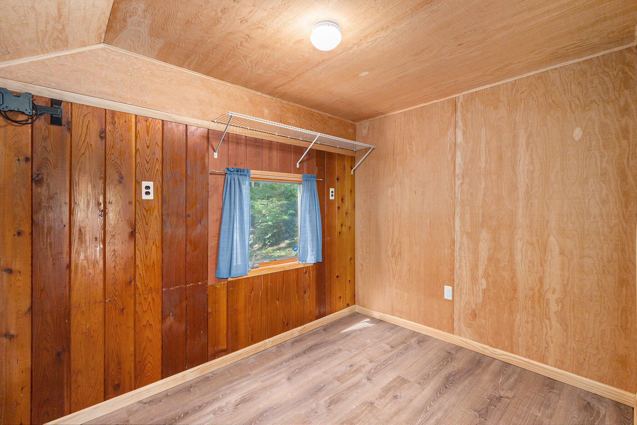 8804 Sunset Trail Road Ne Property Photo 24