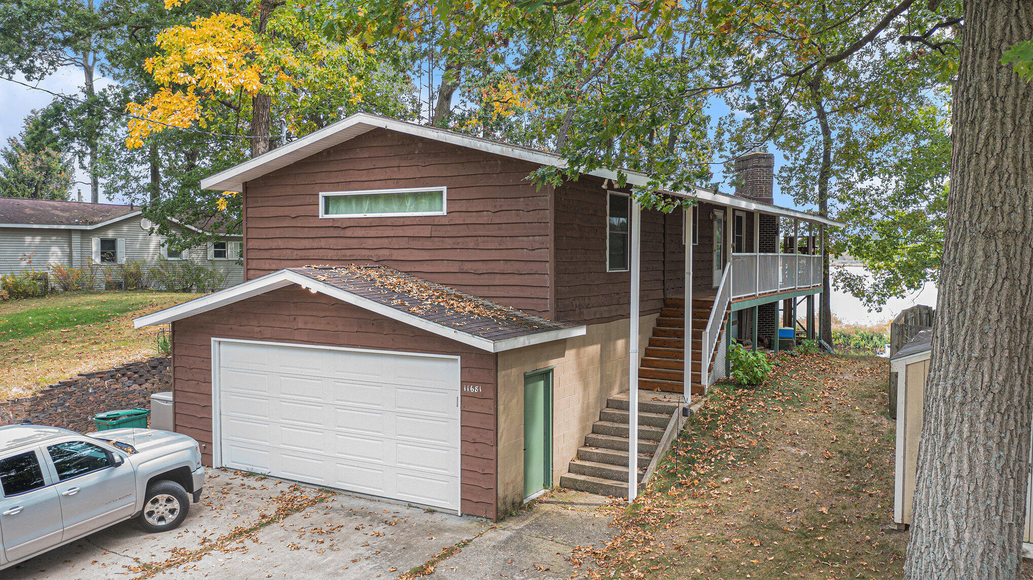 11681 Scott Park Road Property Photo 3