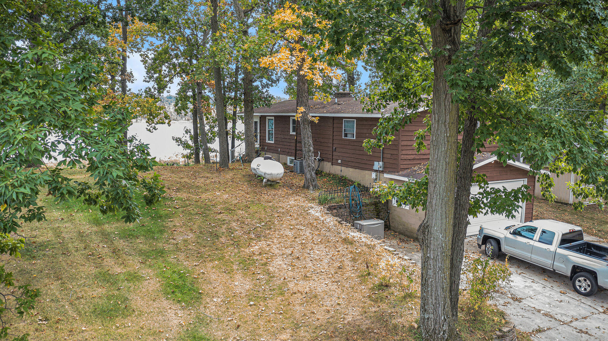 11681 Scott Park Road Property Photo 4