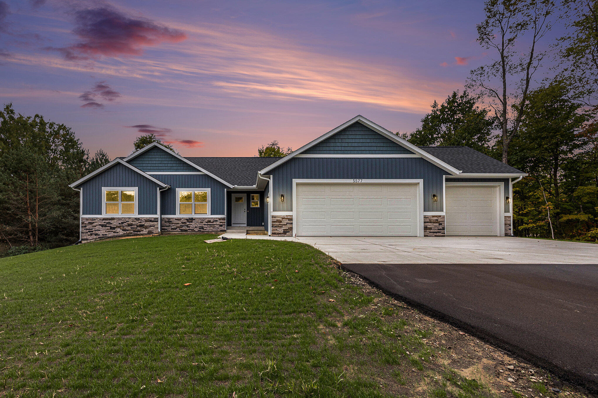 5577 Timberstone Lane Property Photo 6
