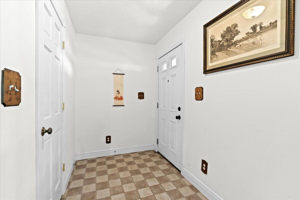 1435 Epley Road Property Photo 11