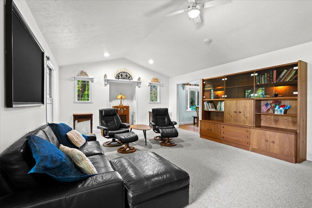 1435 Epley Road Property Photo 12