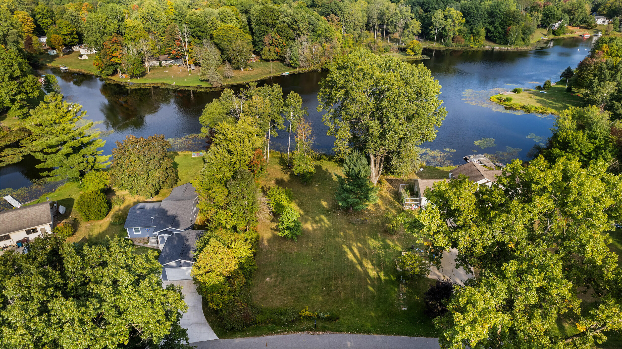 Lot 33 W Shore Drive Property Photo 1