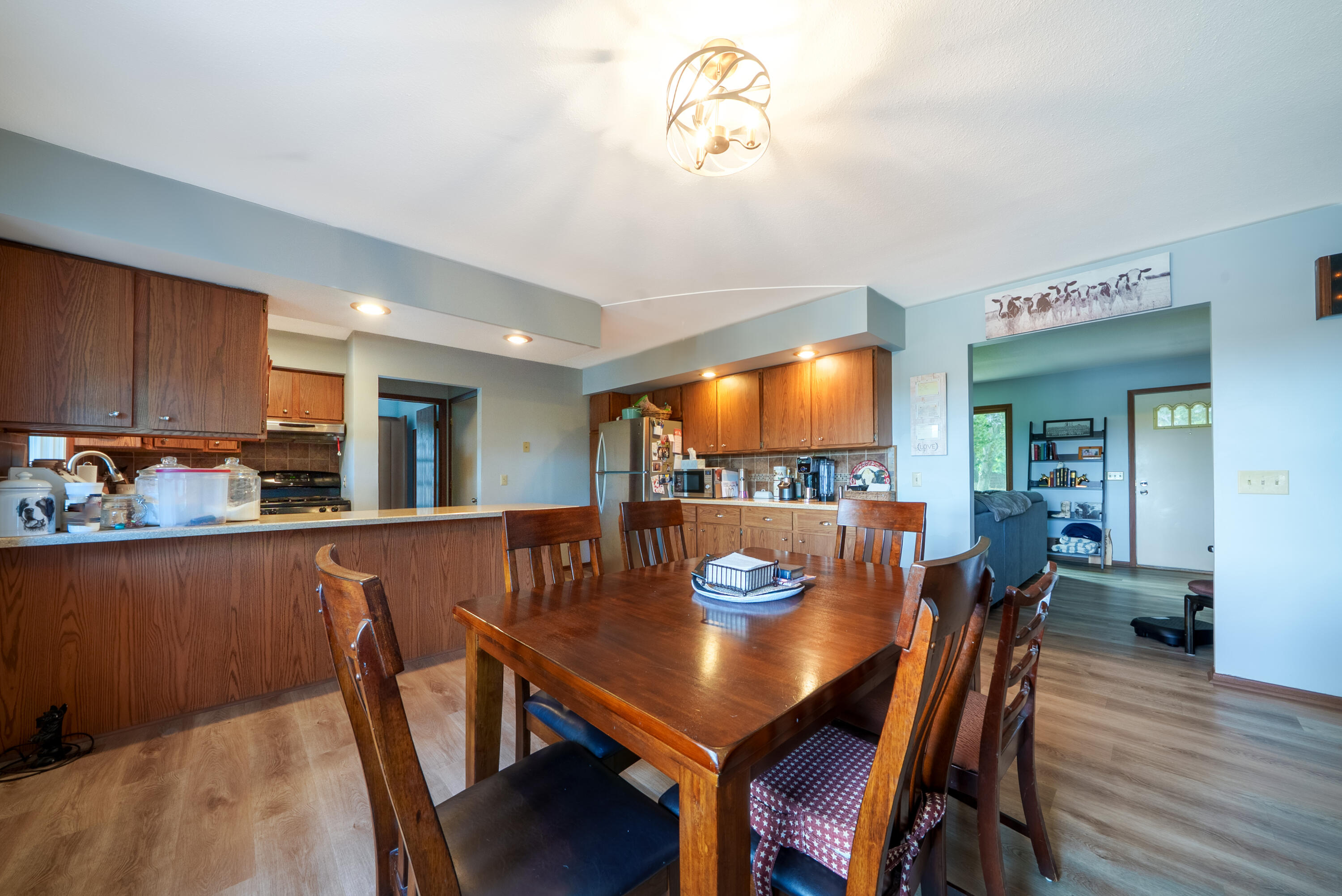8888 Ferry Street Property Photo 13