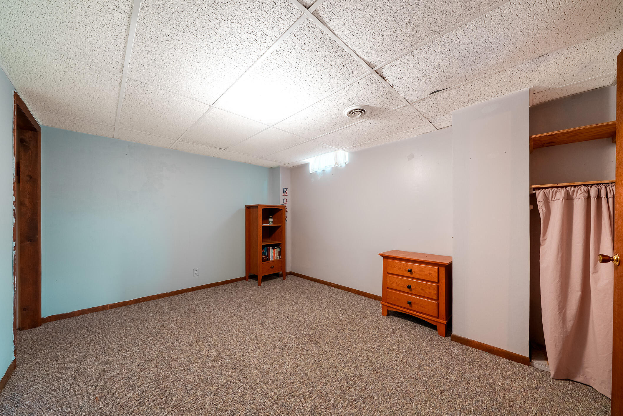 8888 Ferry Street Property Photo 23