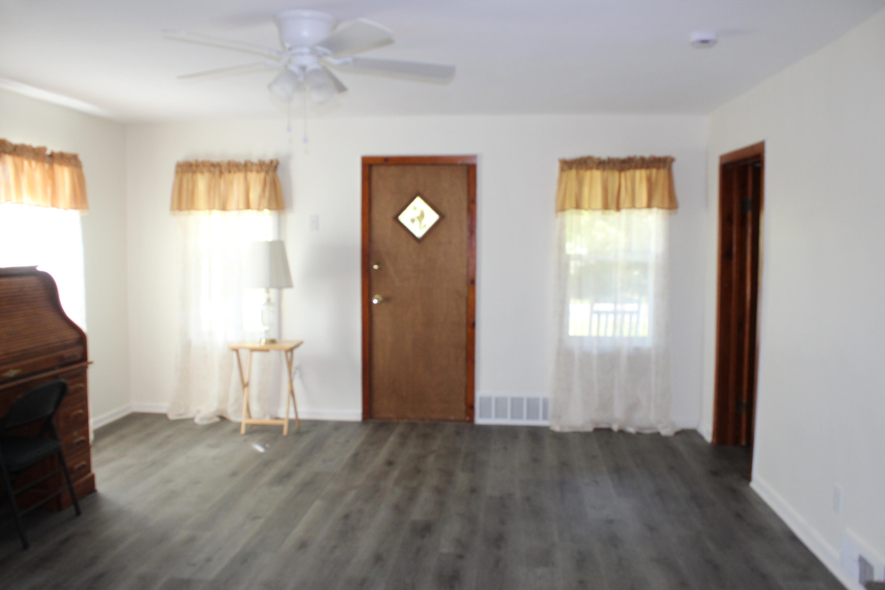 7945 Willow Road Property Photo 2