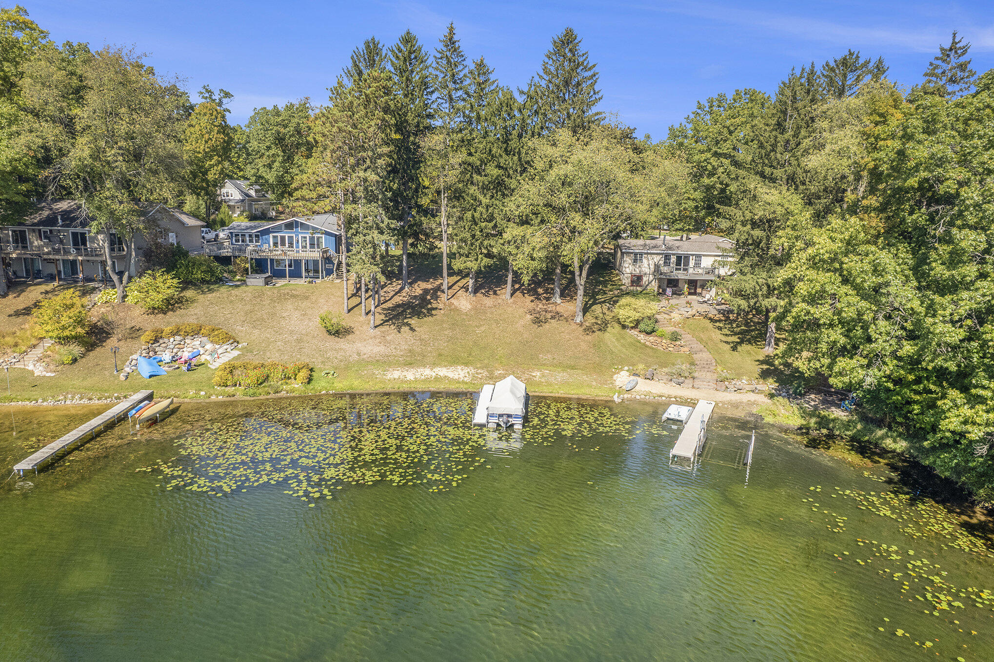 275 Westshore Drive Property Photo 8
